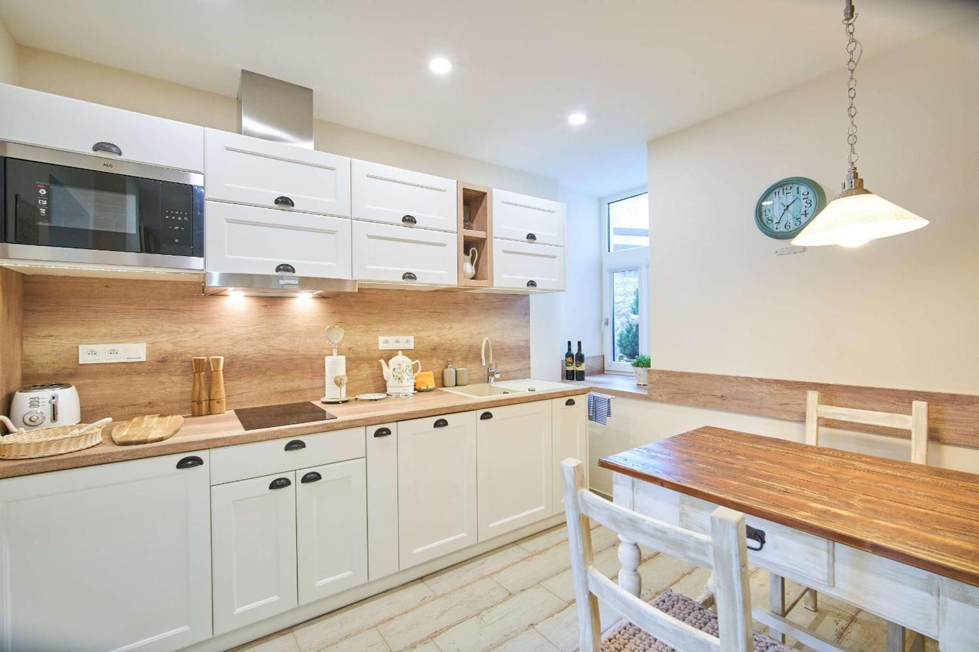 Apartman U Pomnenky 耶塞尼克 外观 照片